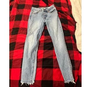 Levi’s women slim jeans size 24